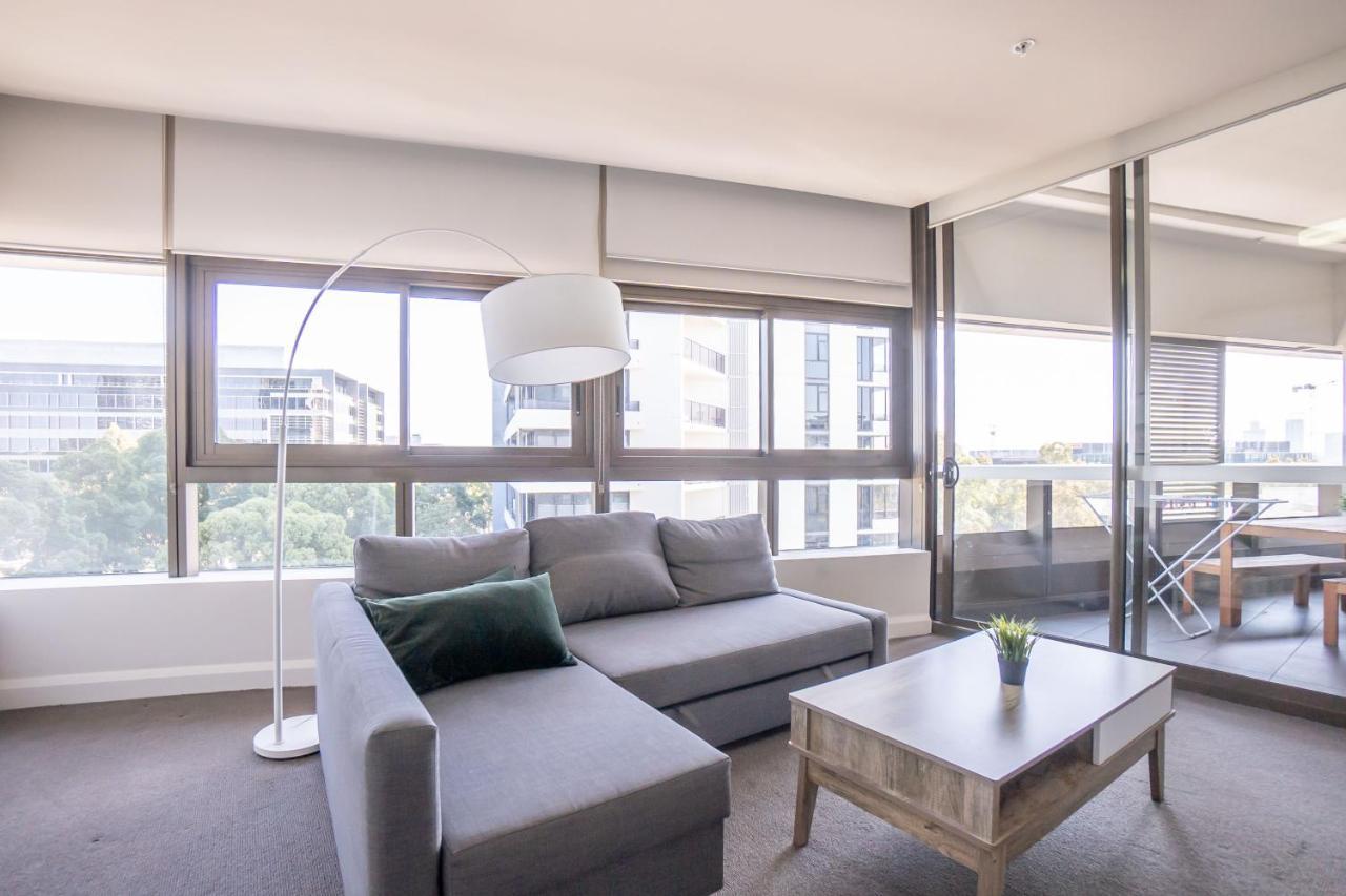 Olympic Park 2 Bedrooms Charm Family Friend Free Parking *
