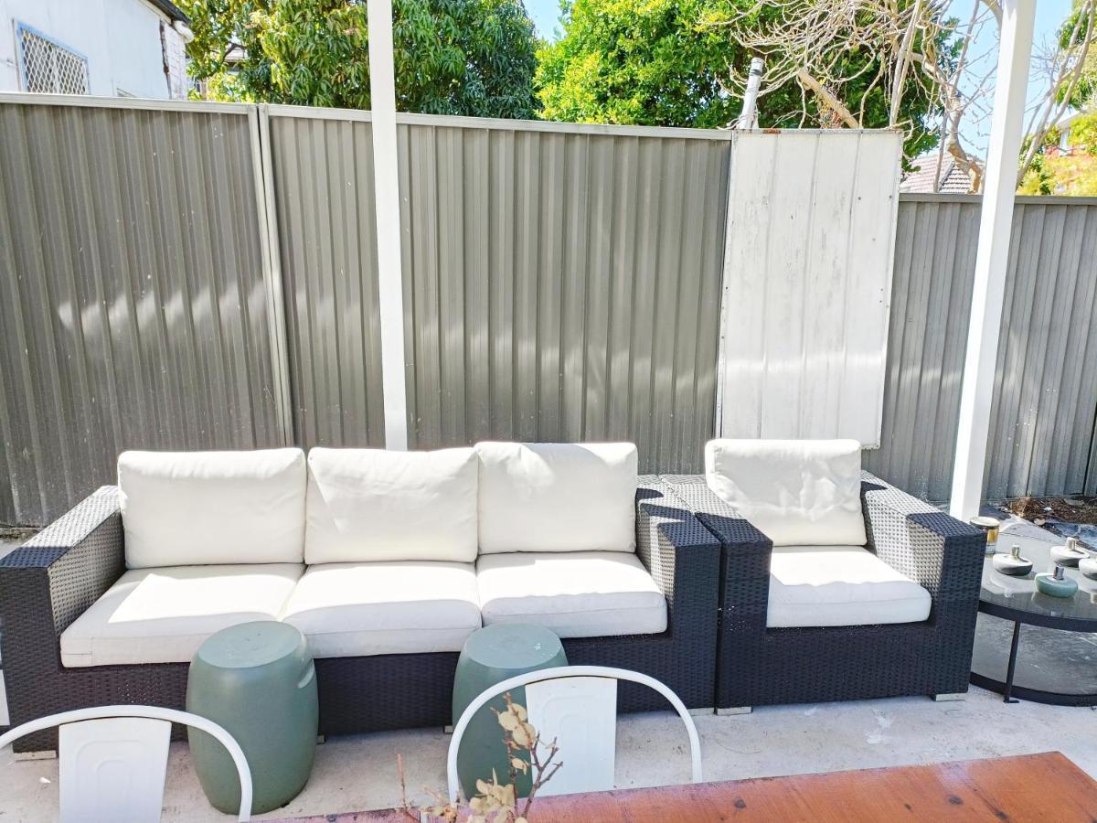 Beautiful Queen 1min Walk To Station With 60inch Tv Homestay