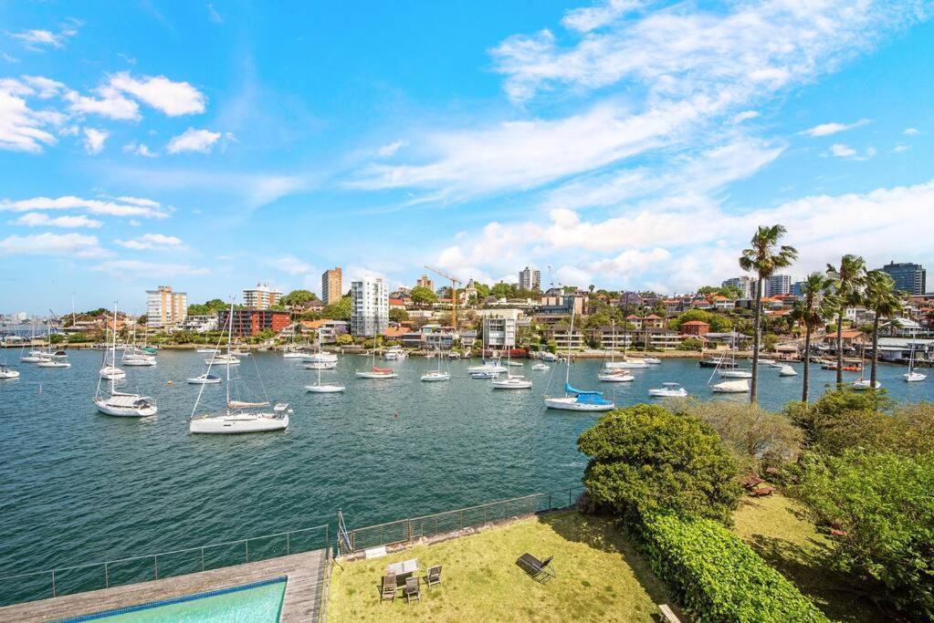 Hsns1 - Bask In Sydney's Beauty At Harbourview Haven