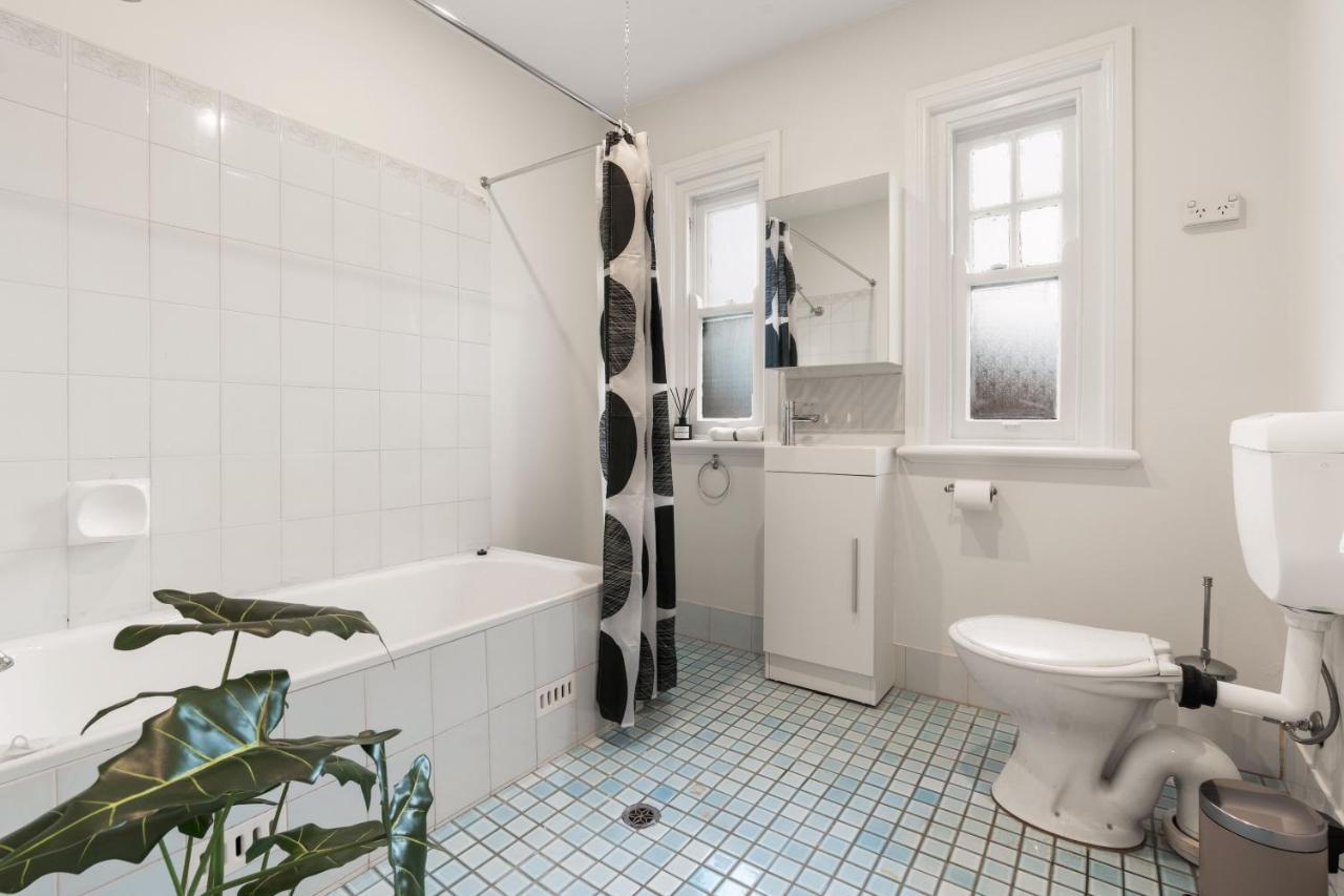 Stunning Terraced Apartment Near The Sydney Opera House *