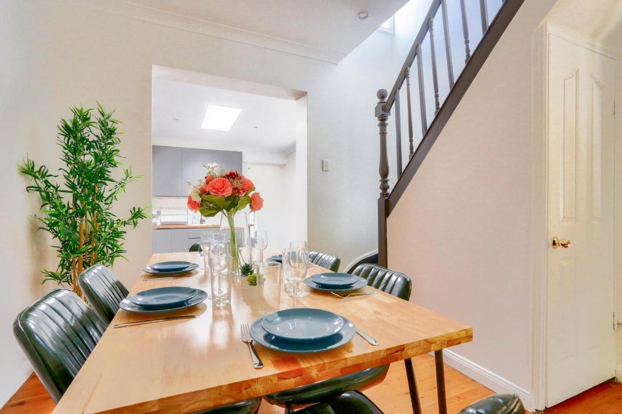 3 Bedroom House Chippendale Near The Center 2 E-bikes Included