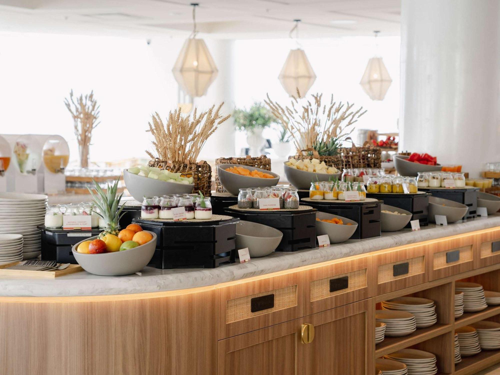 Novotel Brighton Hotel 4*