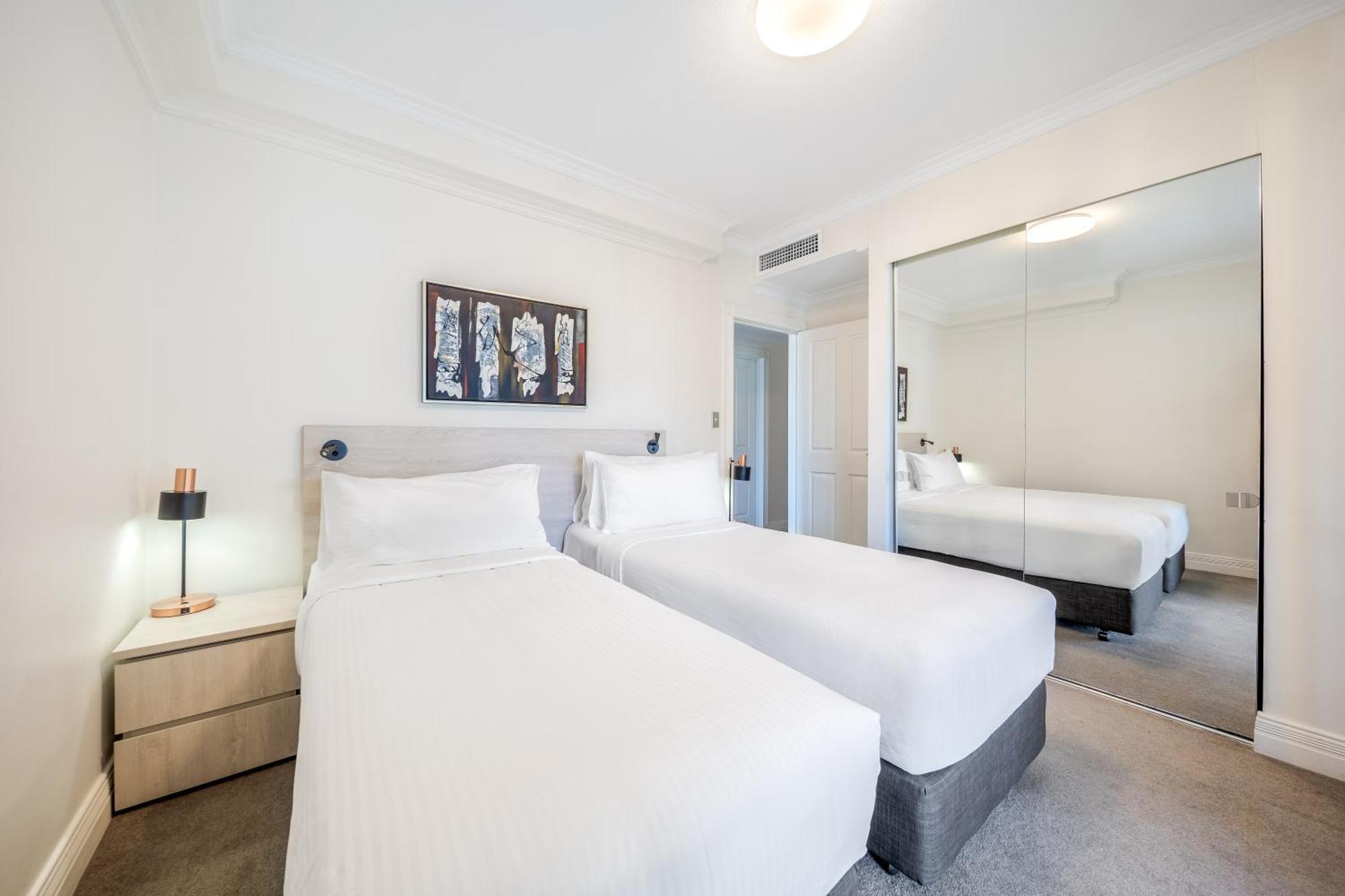 Oaks Castlereagh Aparthotel