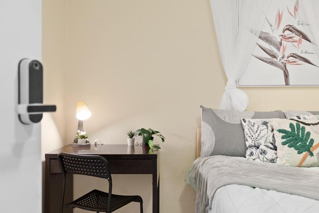 Boutique Private In Chippendale Terrace