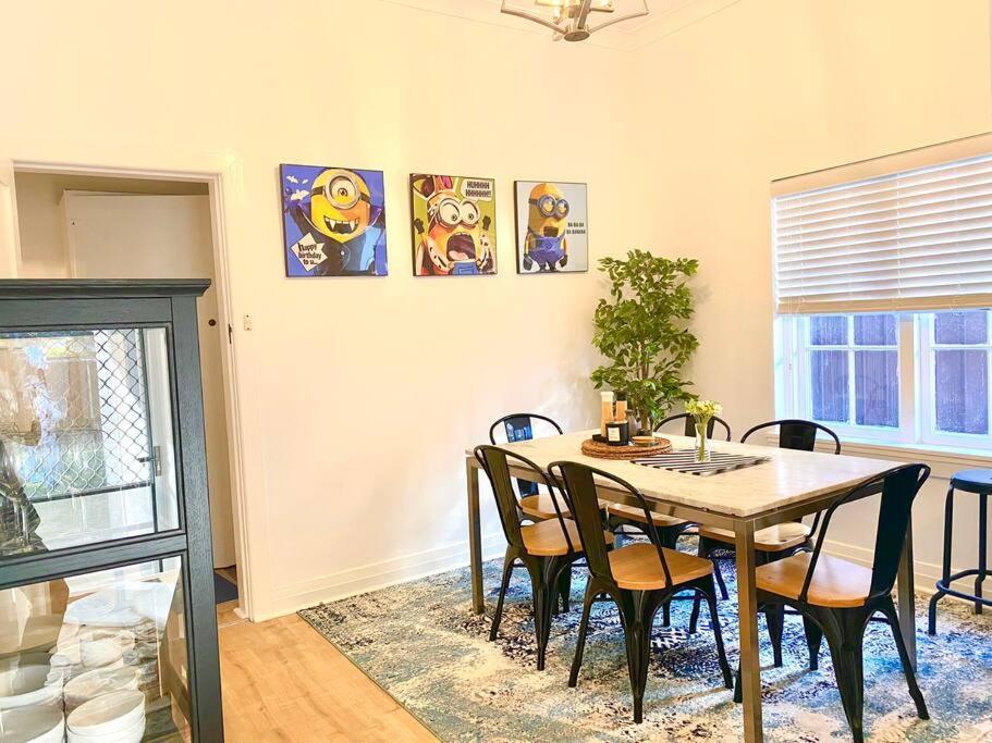 Holiday home Lux 4br Straithfield House Close 2 Airport/city Sydney