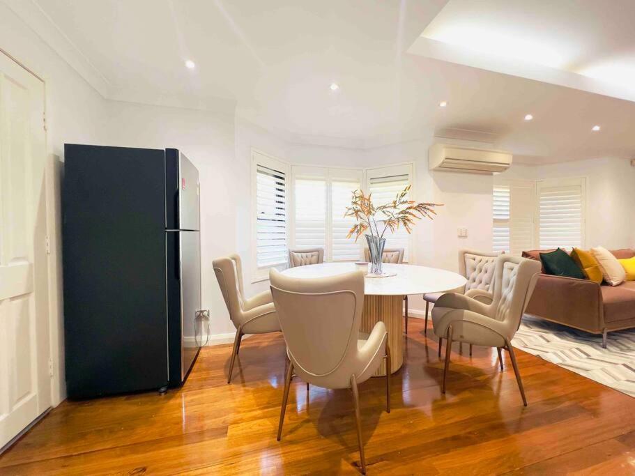 Maroubra Gem Close To Everything Sleep 16 Holiday home *