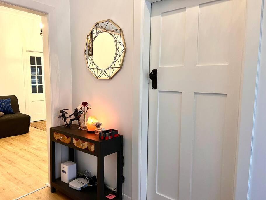 Holiday home Lux 4br Straithfield House Close 2 Airport/city *