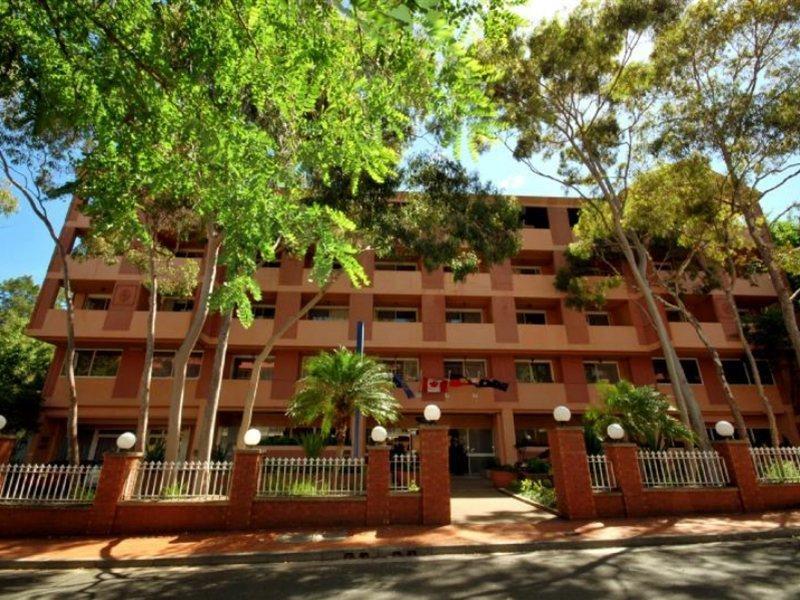 Metro Aspire 4* Sydney