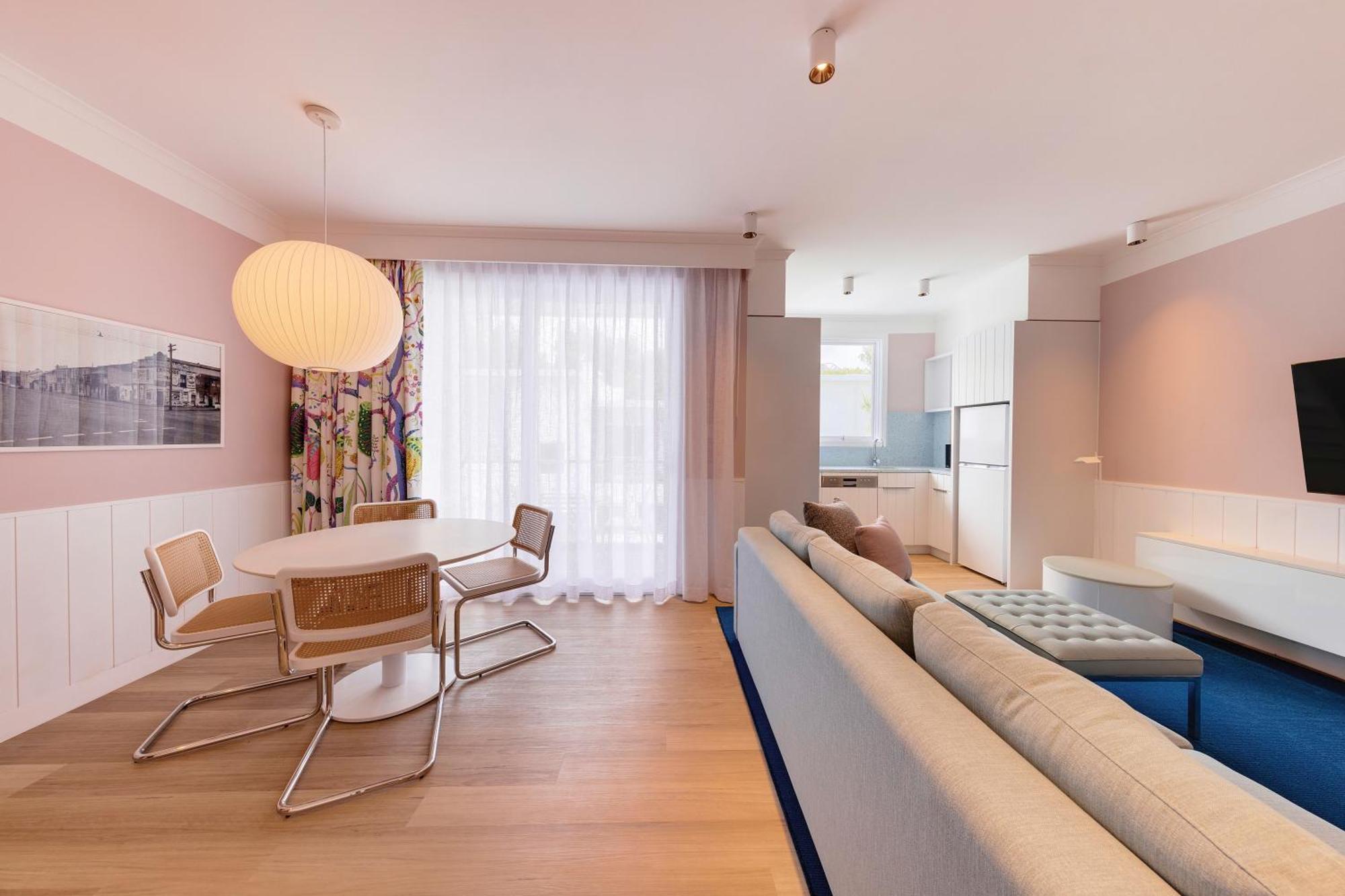 Adina Chippendale Aparthotel