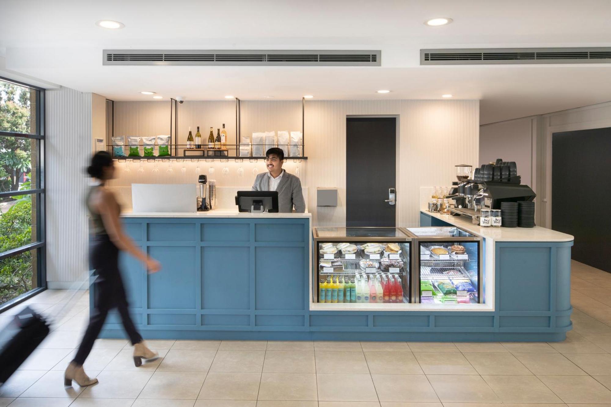 Mercure Manly Warringah Hotel