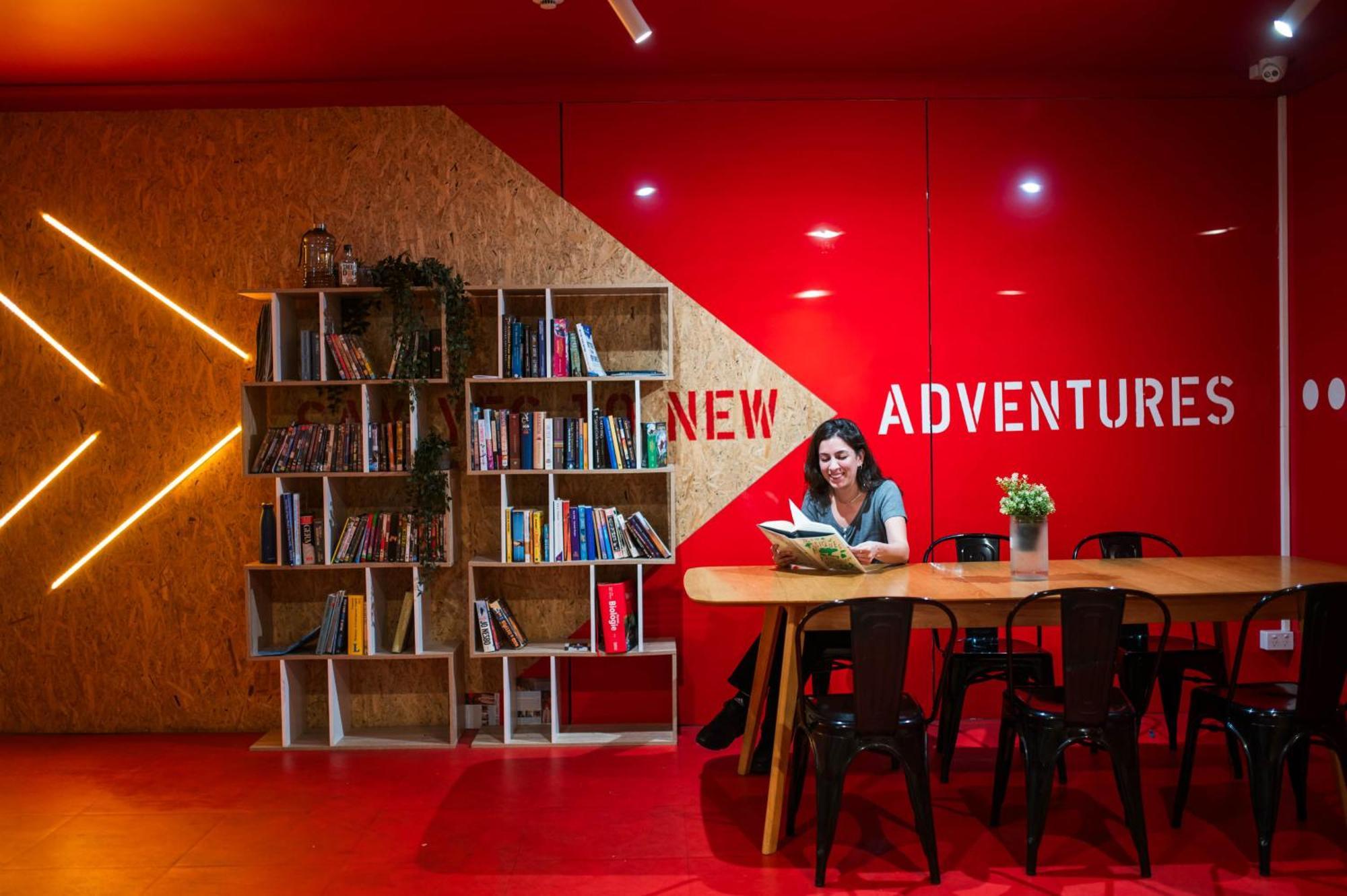 Hostel Space Q Capsule