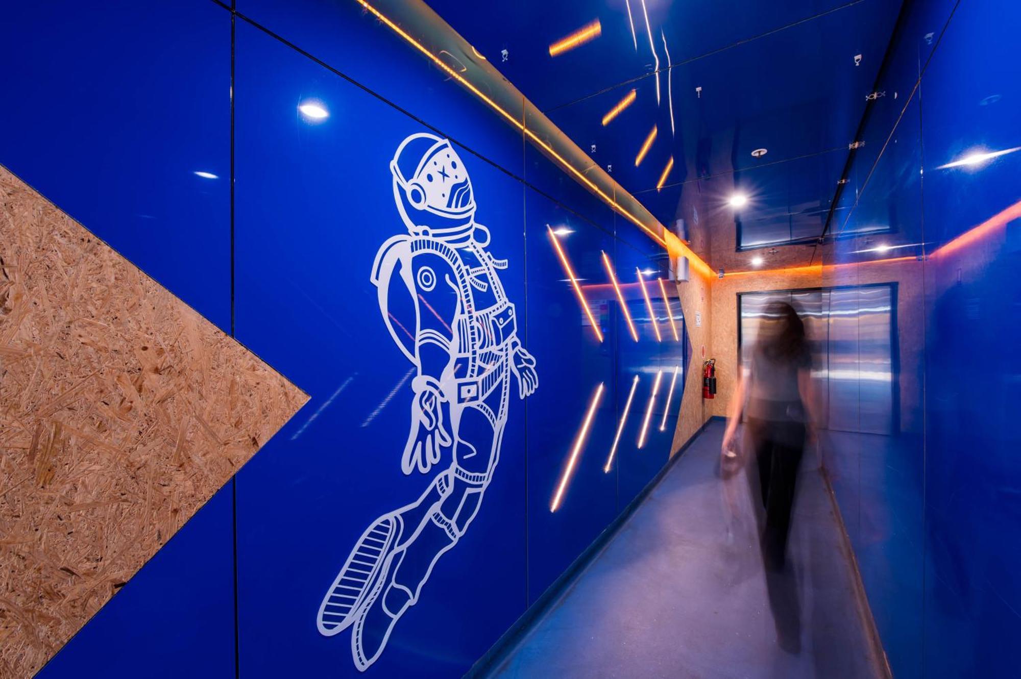 Space Q Capsule Hostel Sydney