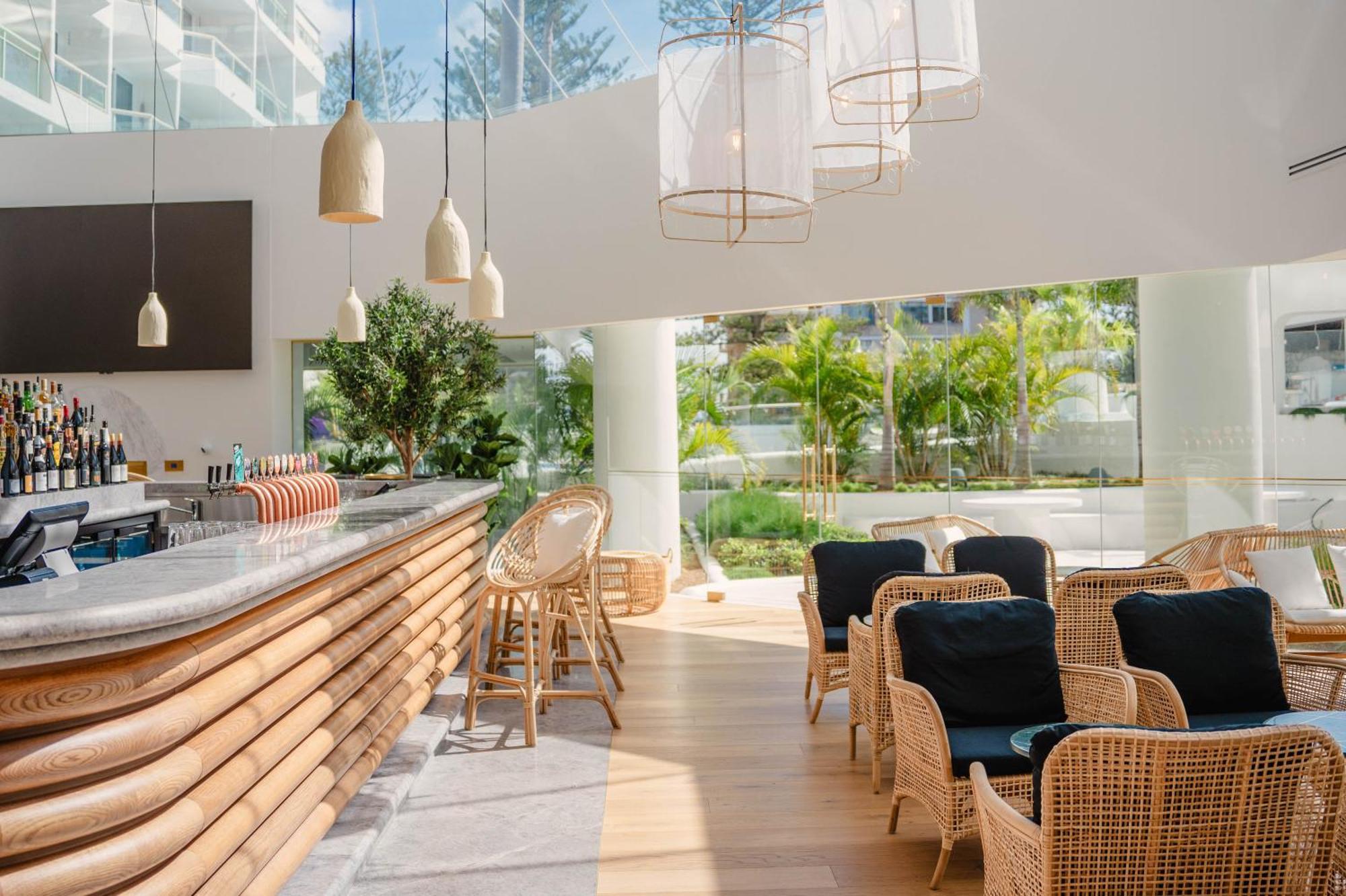 Novotel Brighton Hotel 4*