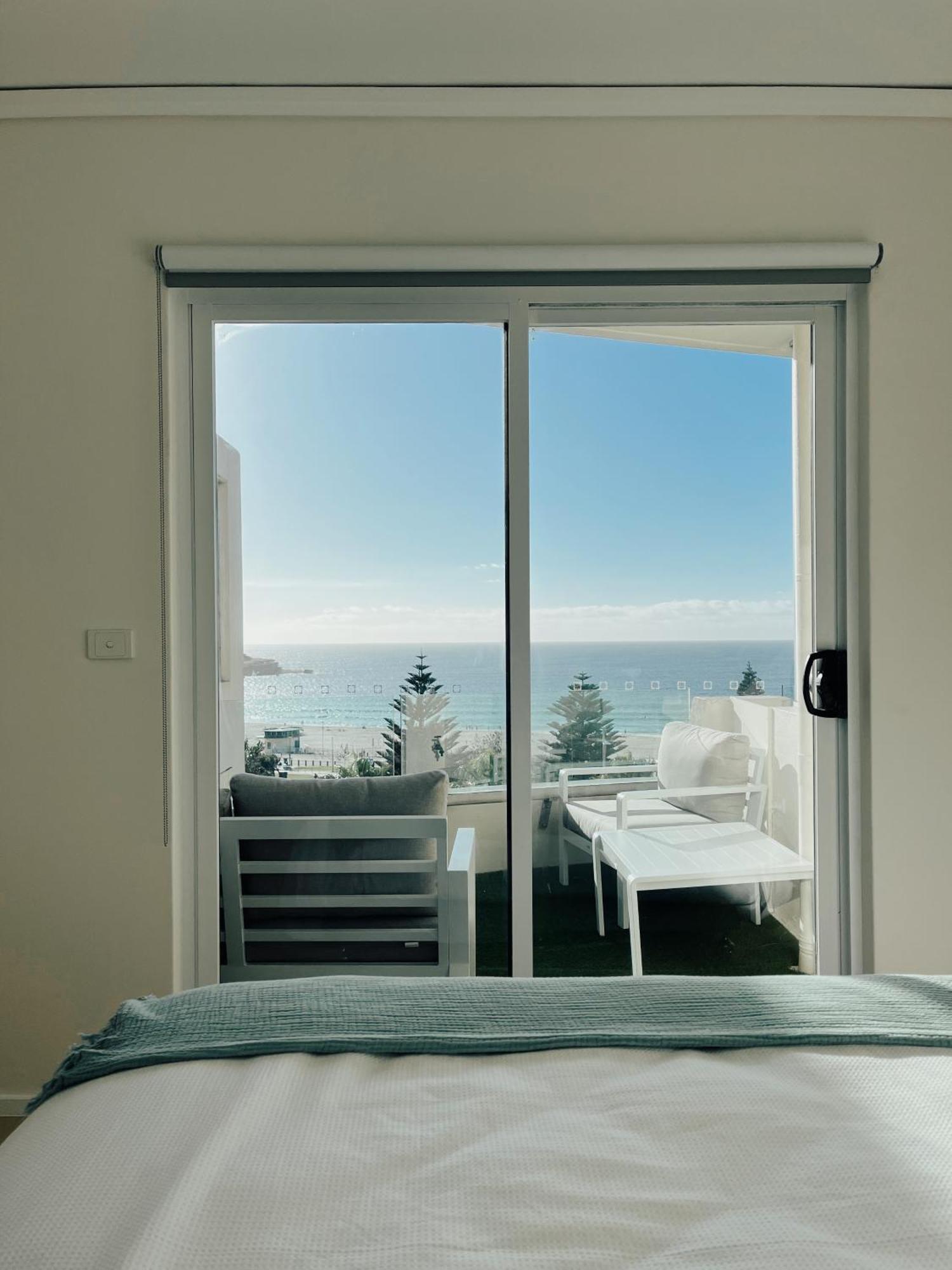 Bondi Waves 2 Beachfront Apartment