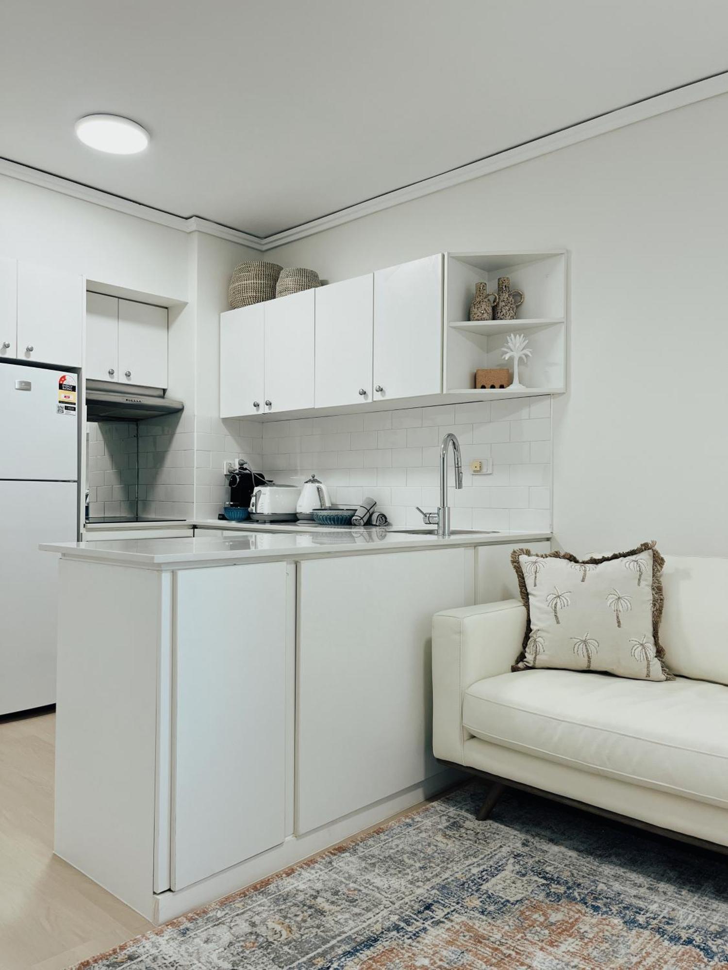 Bondi Waves 2 Beachfront Apartment