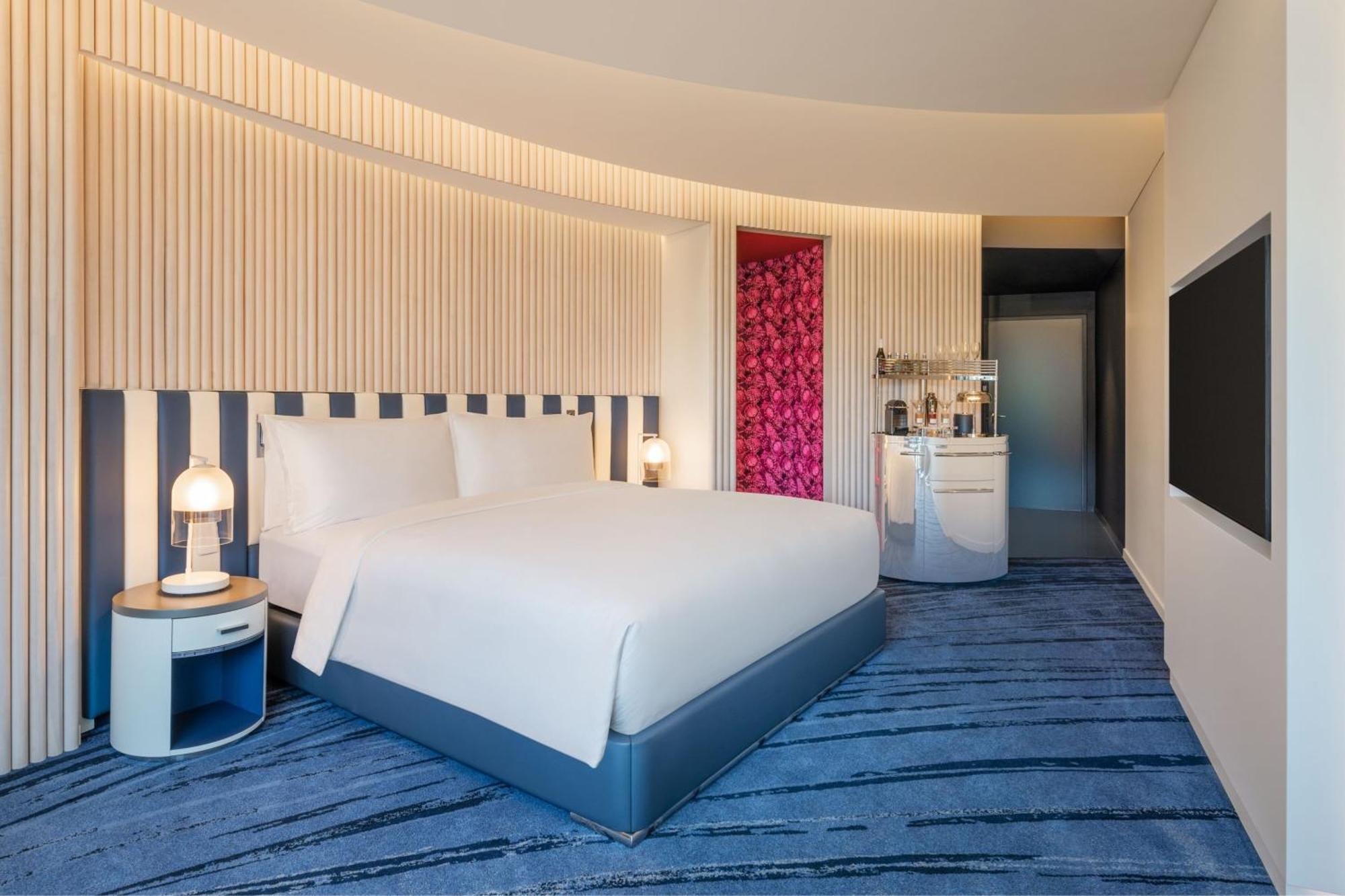W 5* Sydney