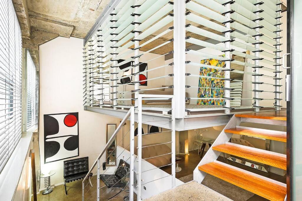 Warehouse! Rare!! New Architecturally Designed Masterpiece!! Locat! Massive! Private Rooftop Garden W Panoramic Views!!! Villa