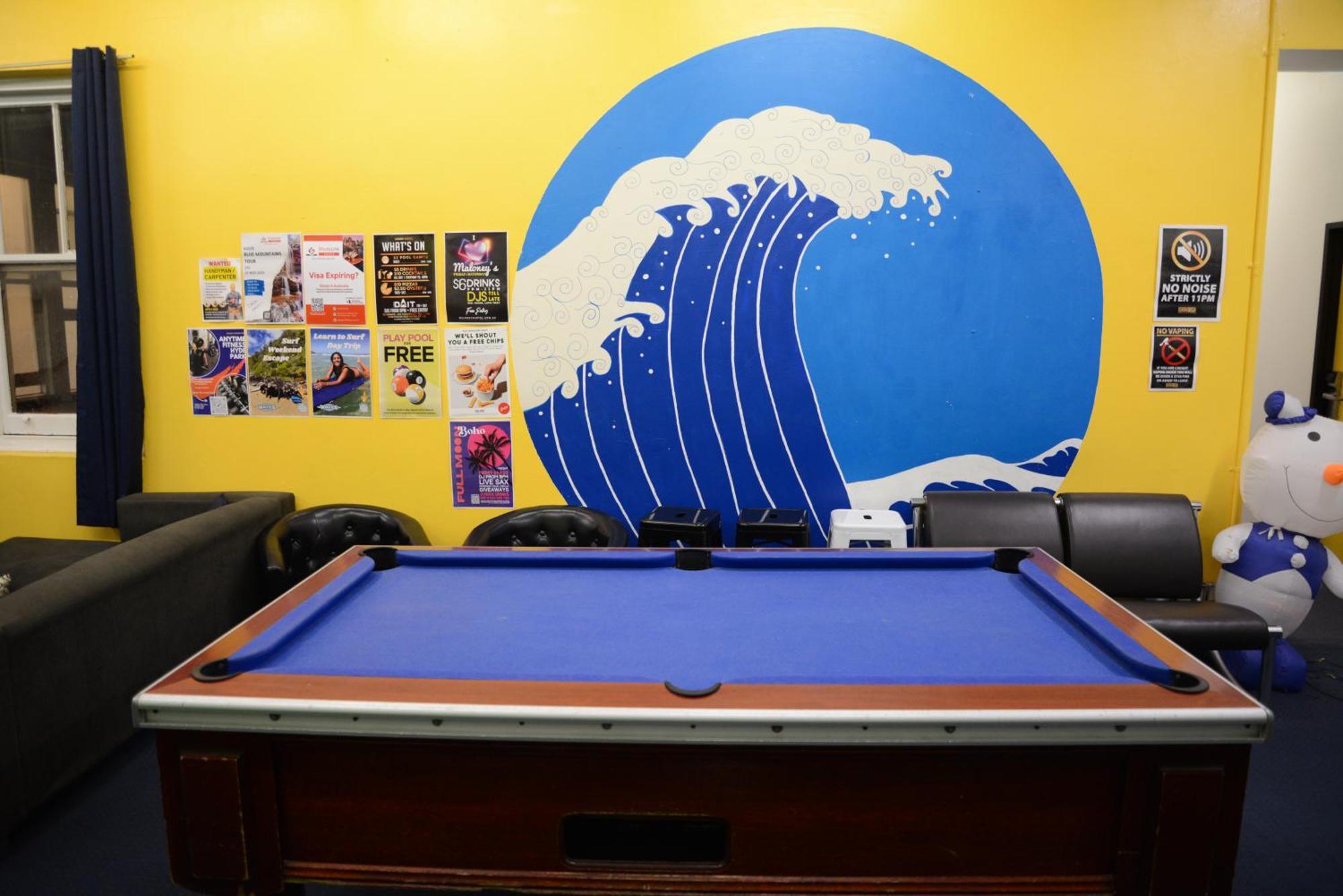Hostel Maze Backpackers - *