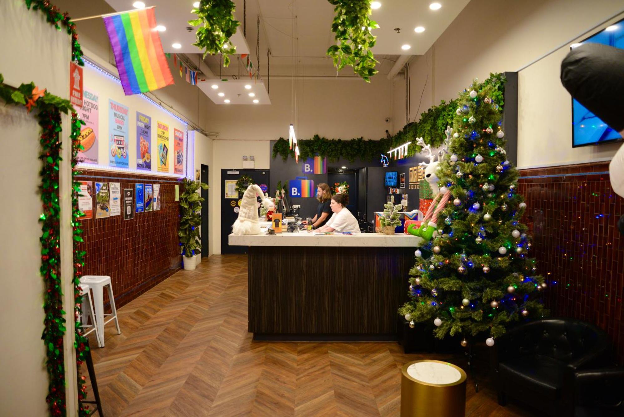 Maze Backpackers - Hostel