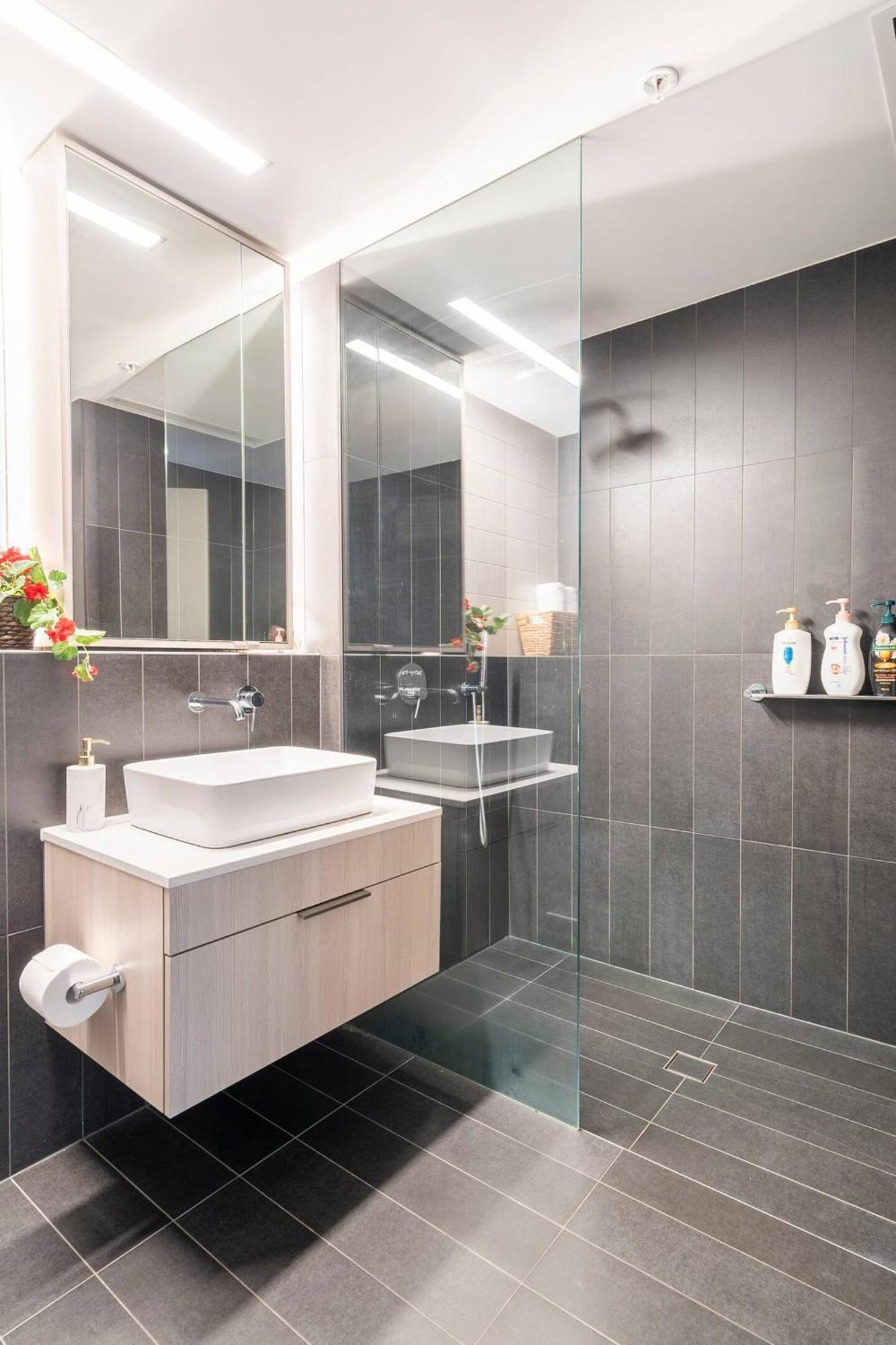 The Occidental Pearl Apartment *