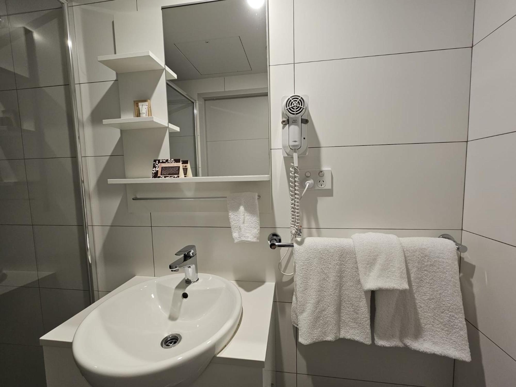 8 Residences - Adults Only Hotel 4*