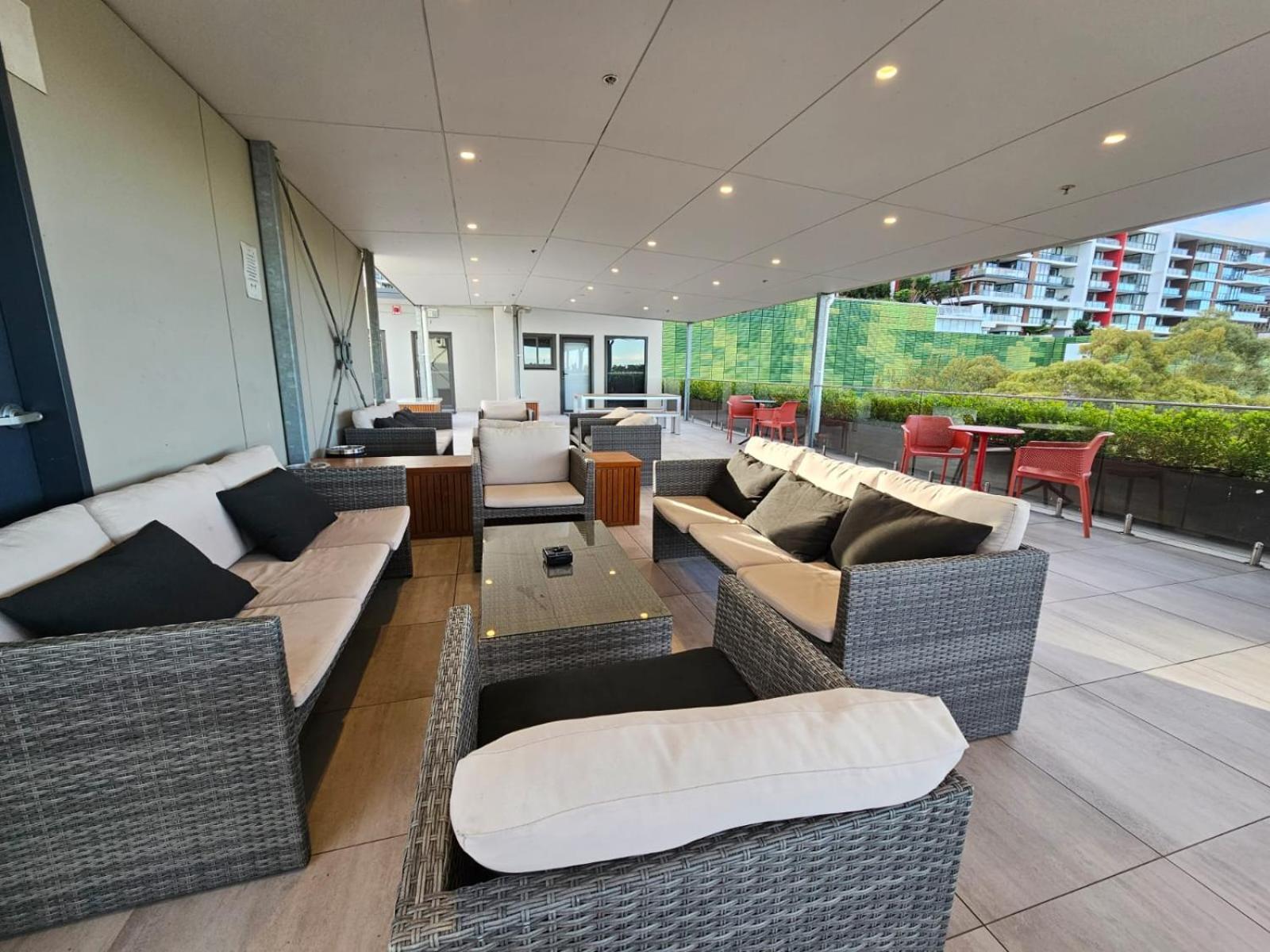 Hotel 8 Residences - Adults Only