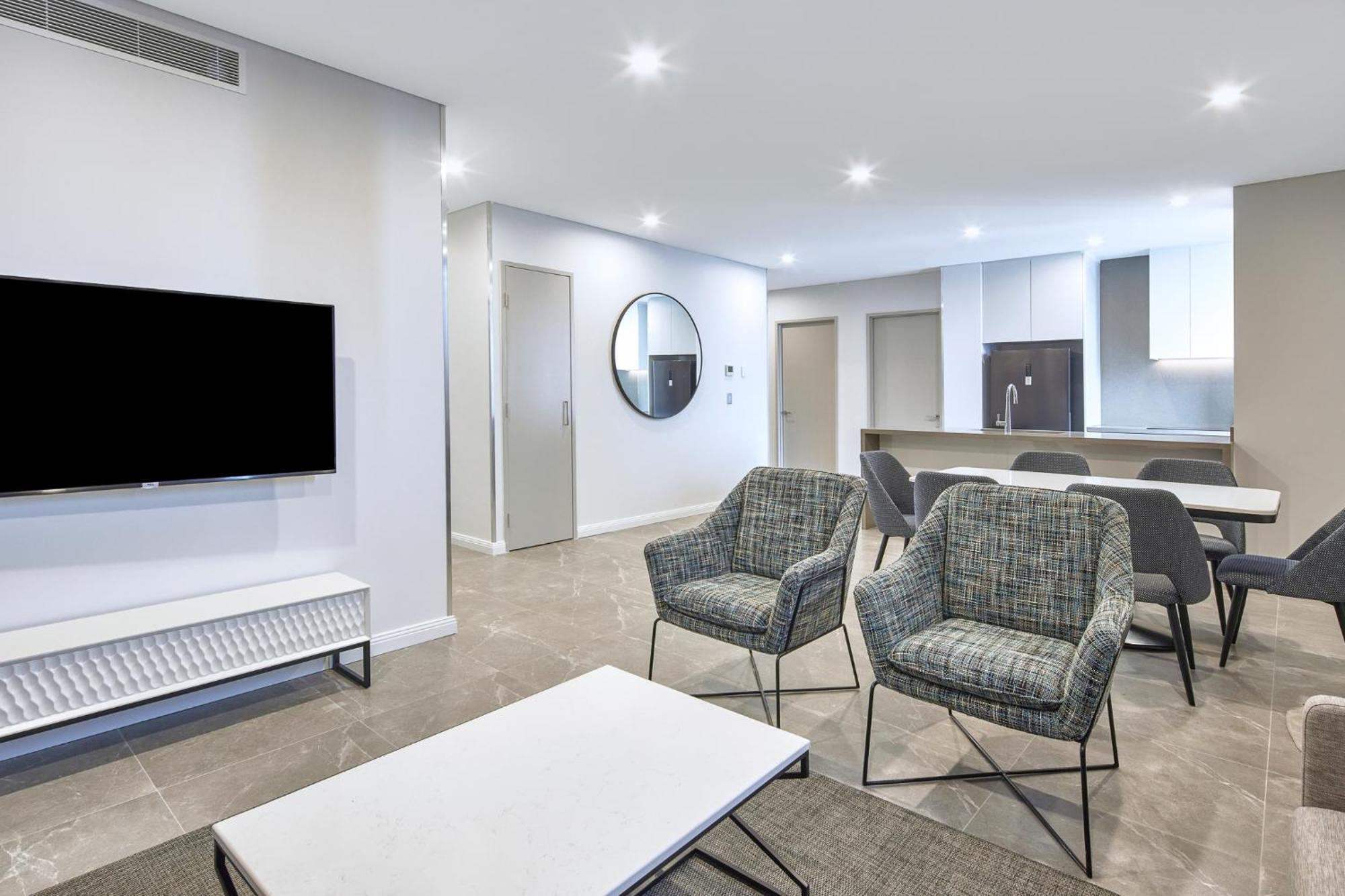 Meriton George Street, Parramatta 4* Sydney