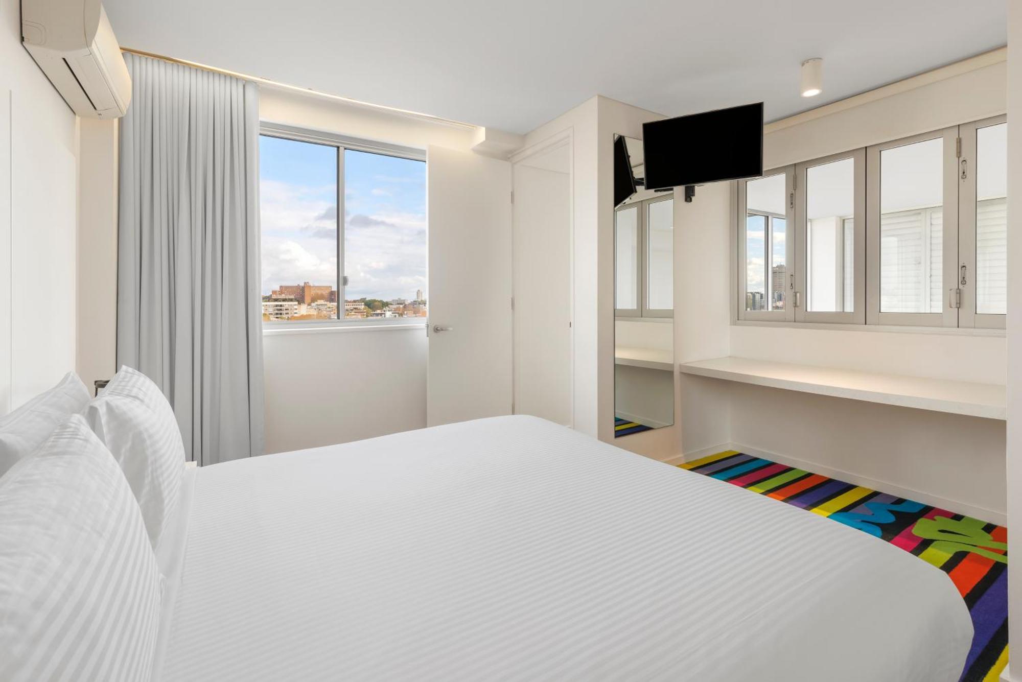 Aparthotel Adge And Residences