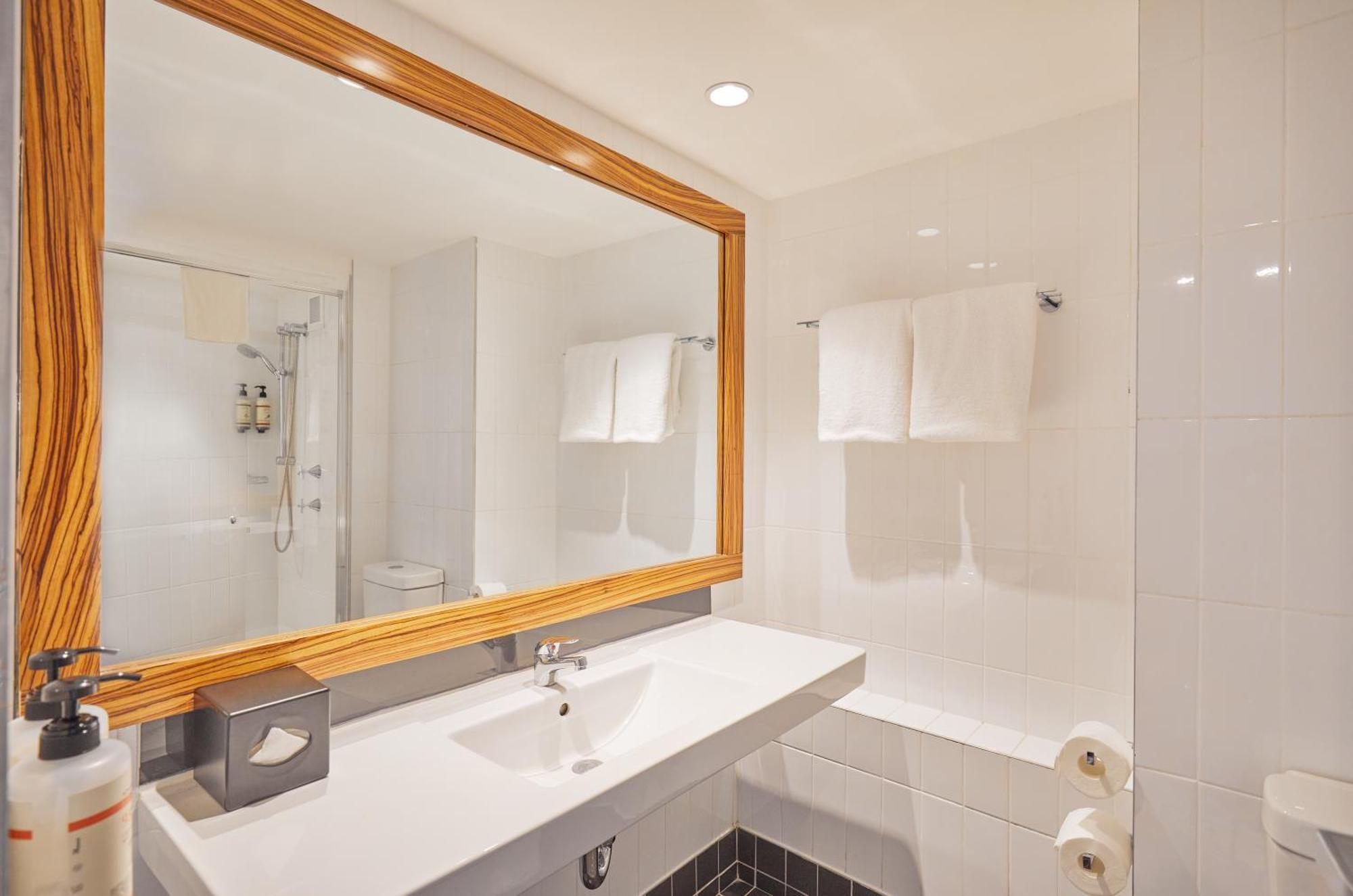 Adge And Residences Aparthotel Sydney