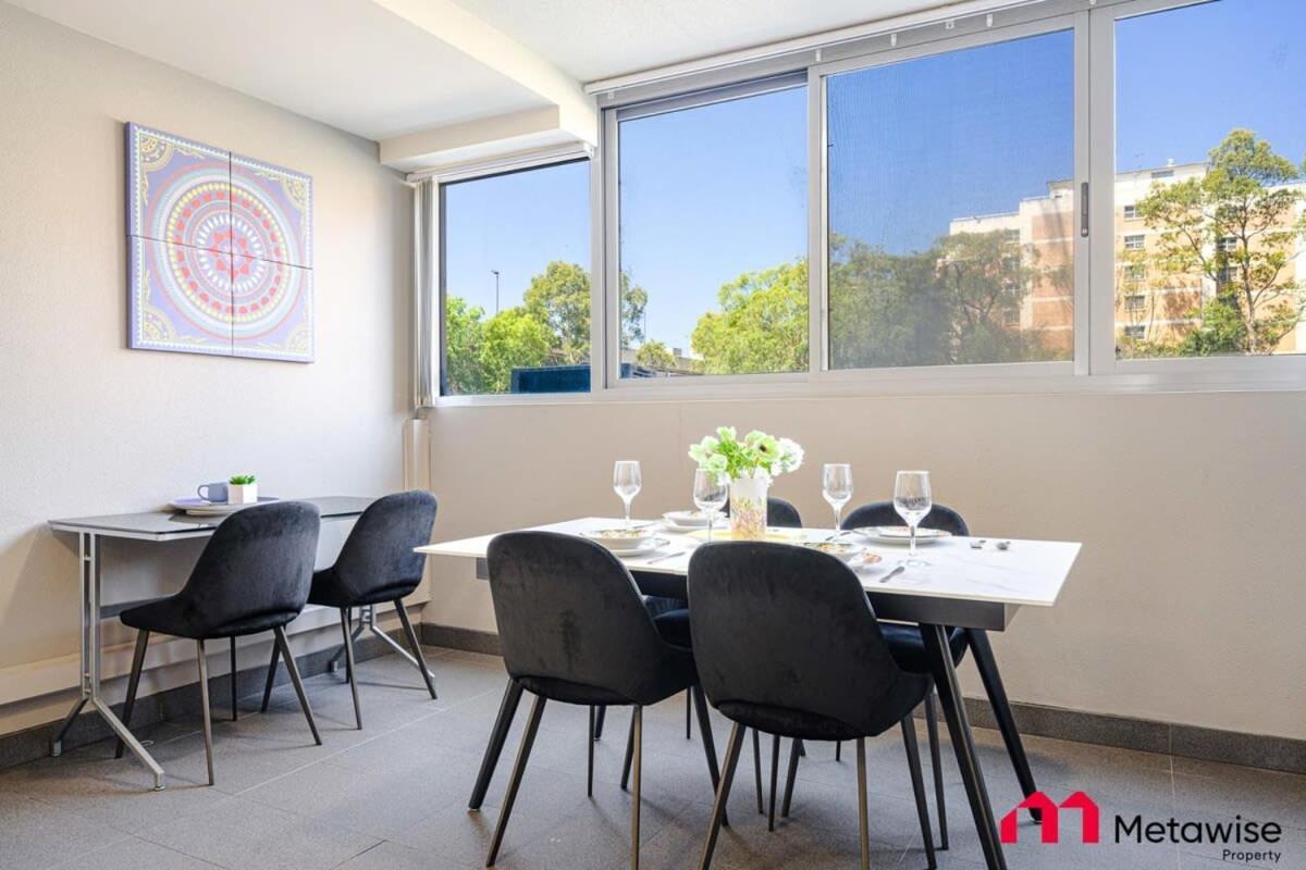 Metawise Burwood Westfield Cozy 2 Bed Free Parking Vt110 *