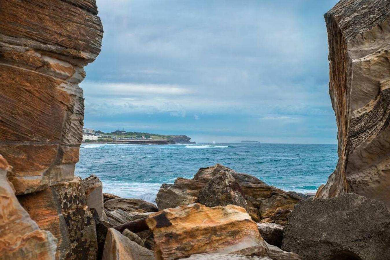 Coogee Beachside Getaway 2 *