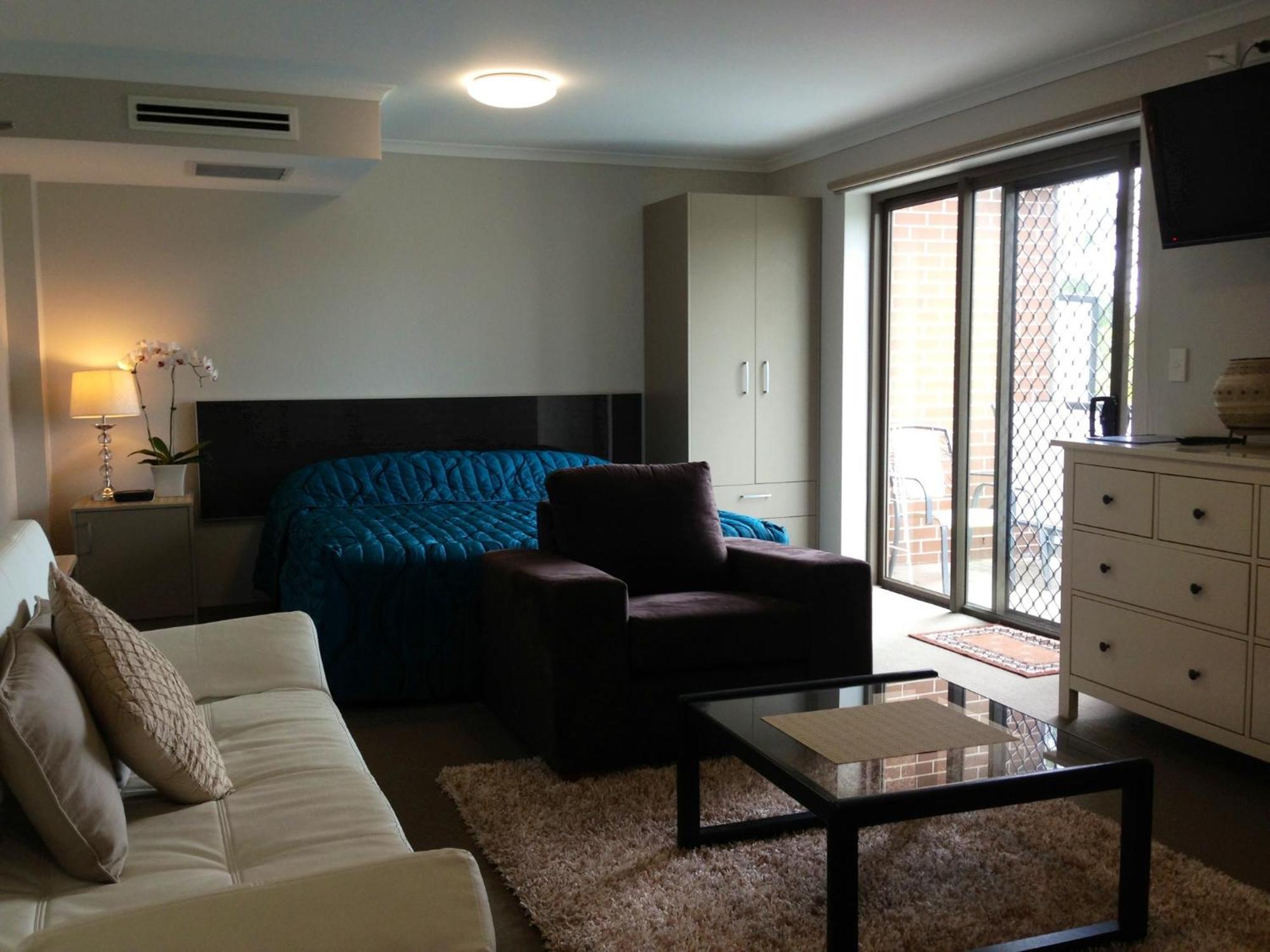 Strathfield Executive 4* Sydney
