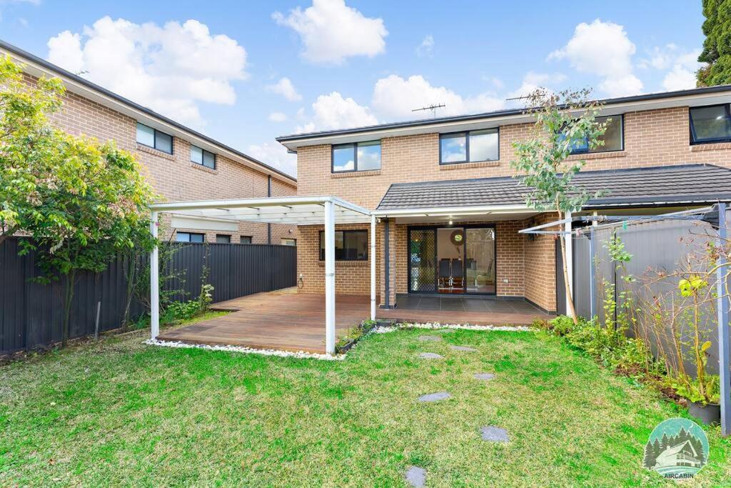 Aircabin - Carlingford - - 4 Beds House Sydney