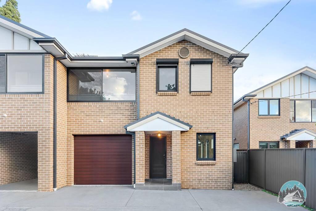 Aircabin - Carlingford - - 4 Beds House Holiday home Sydney