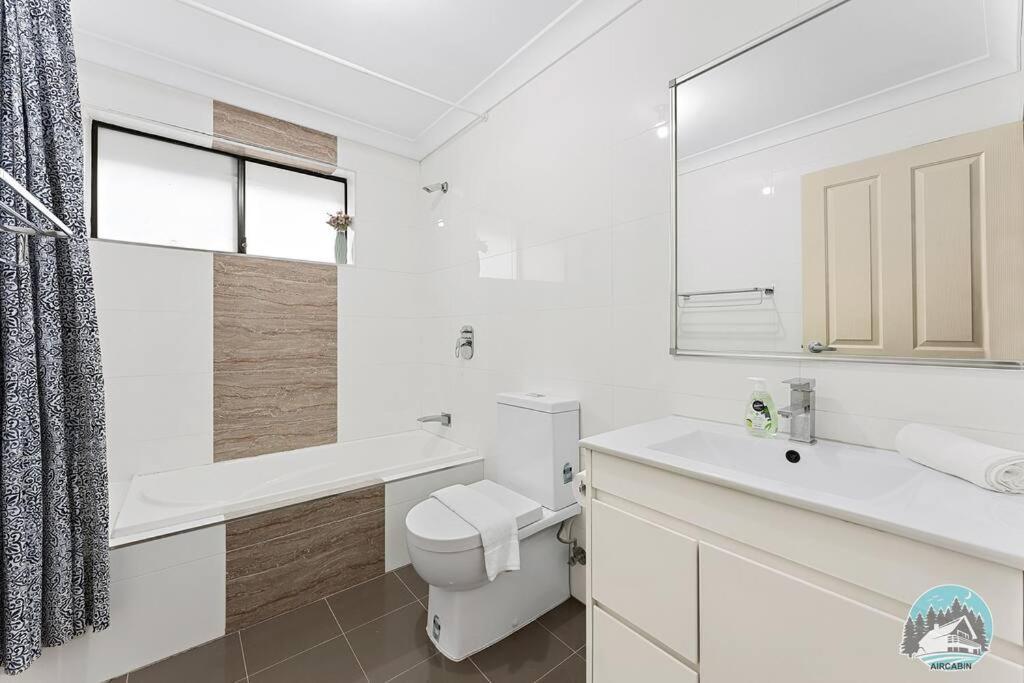 Holiday home Aircabin - Carlingford - - 4 Beds House *