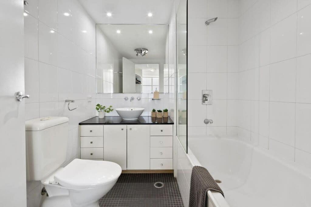 A Comfy 2br For 7 Next To Darling Harbour