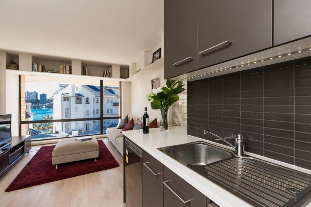 Apartment Couple's Gateway In Sunny Elizabeth Bay *