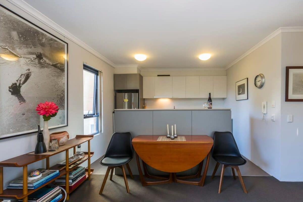 1 Bedroom With Parking Pool And Gym Apartment
