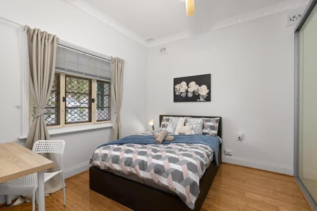 Lidcombe Boutique Near Berala Station3 Holiday home Sydney