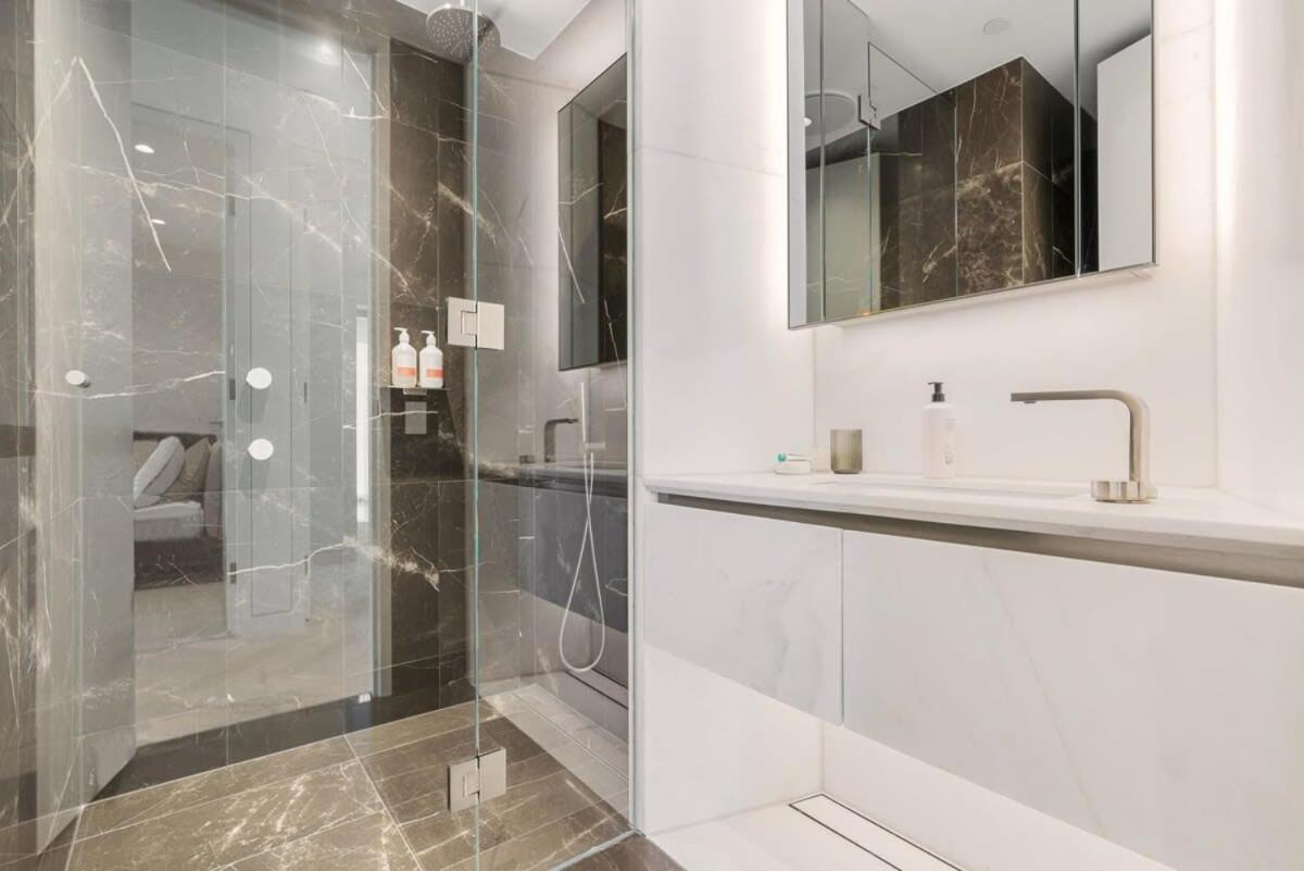 Terrace Boutique In The Heart Of The Rocks * Sydney