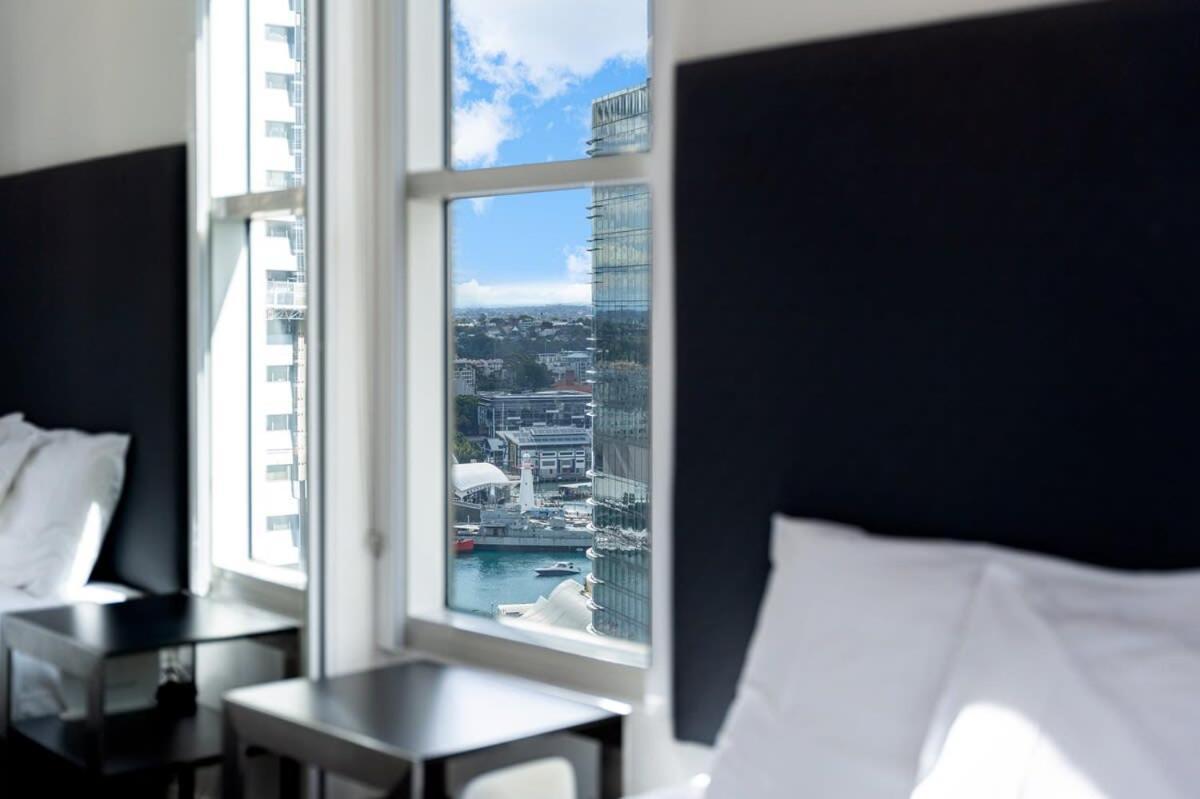 Aircabin - Cbd - Location -1 Bed Apartment Sydney