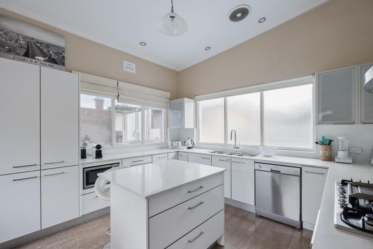 Mesmerising 3br Cinema Bath *