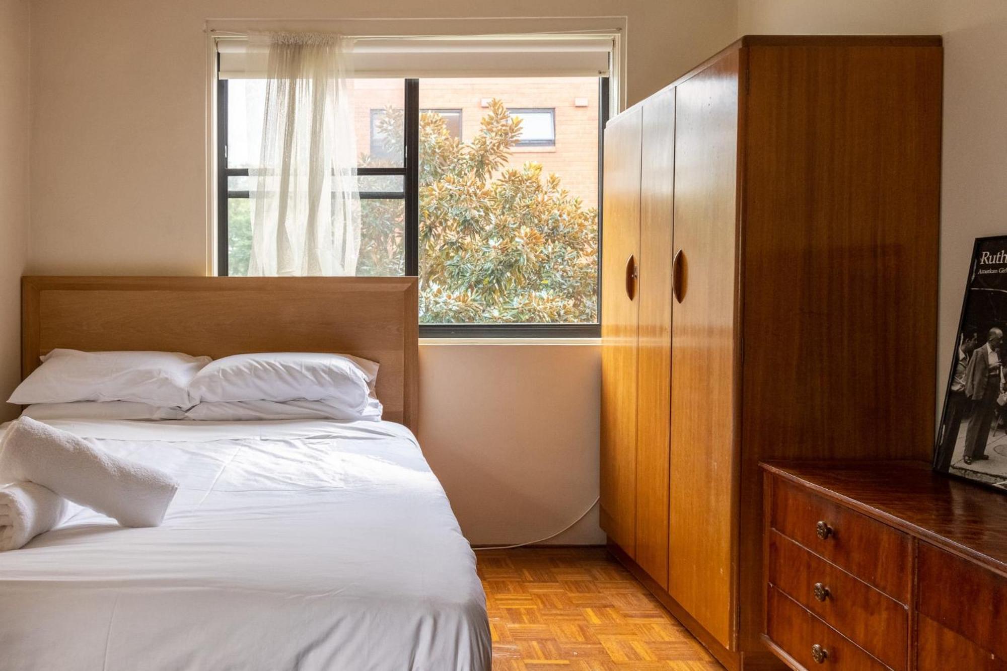 Apartment Light-filled Paddington With Parking *