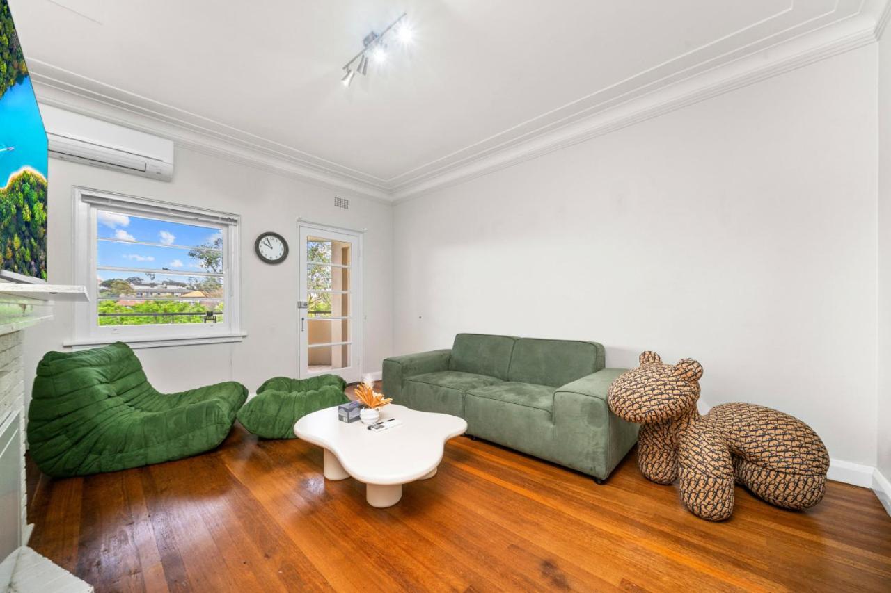 Apartment Harbour Bridge View 2br Sydney
