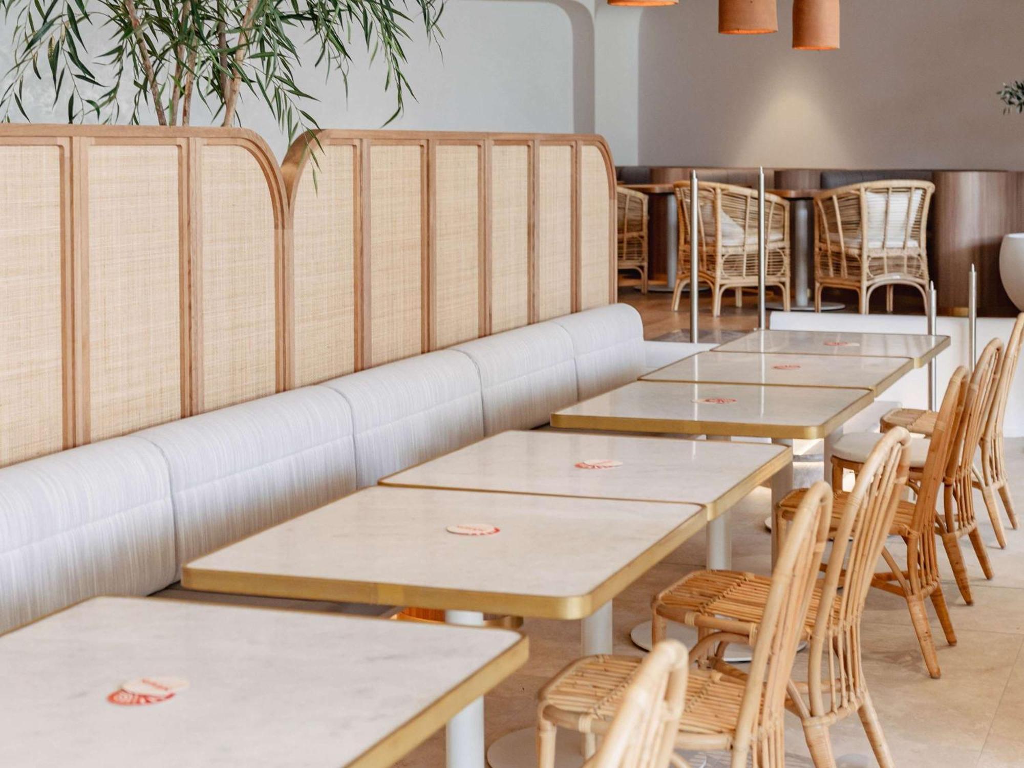 Hotel Novotel Brighton 4*