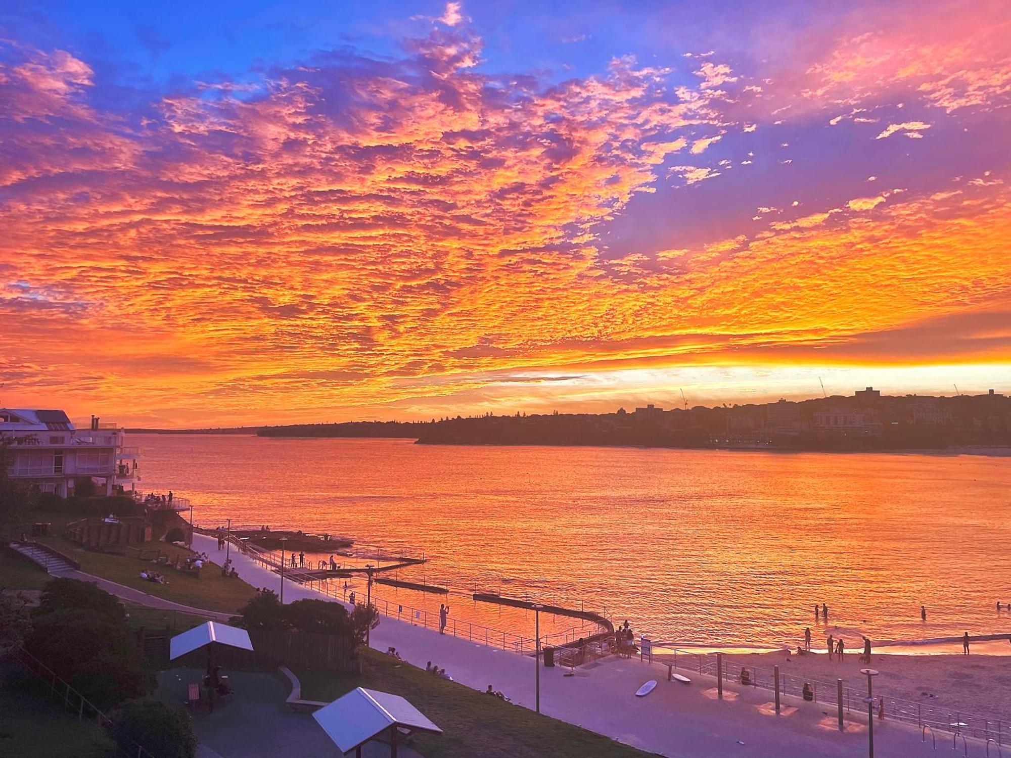 Apartment Beachfront Luxury 3 Beds With Ocean View Balcony Sydney