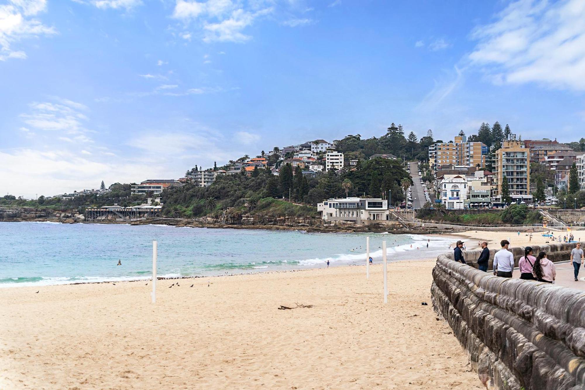Apartment Chic 2-bed With Balcony Near Coogee *