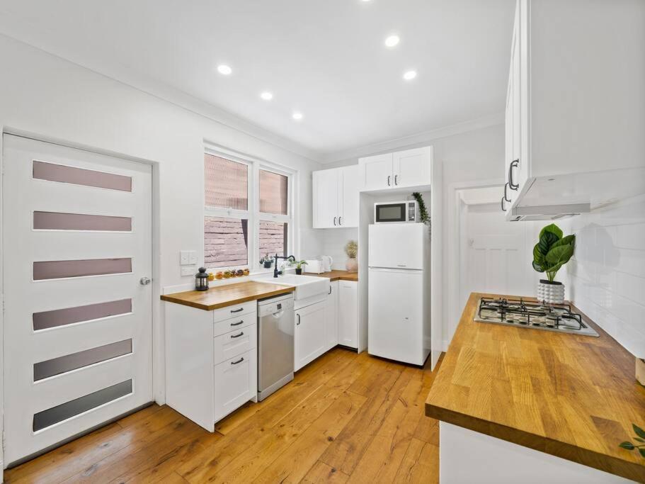 Holiday home Spacious 2bds Darling Harbour & Fish Market & Icc & Cbd Sydney