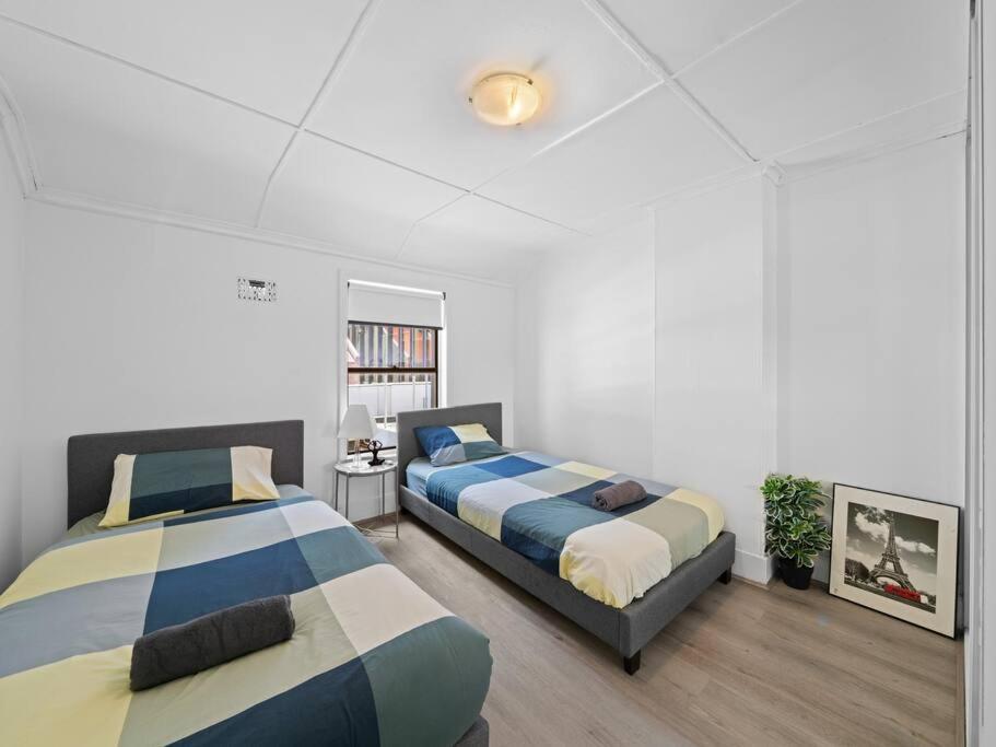 Holiday home 3br & Station&chinatown-5 Mins Walk Sydney