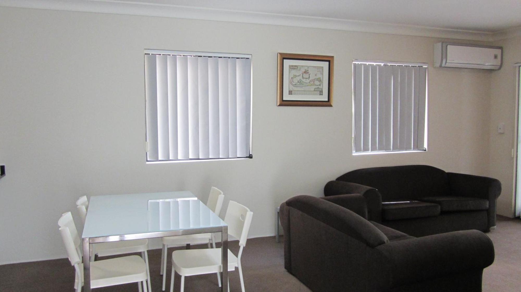 Parkside Parramatta Aparthotel 3*